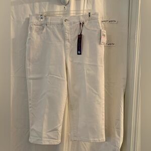 Gloria Vanderbilt size 10 white skimmers Amanda styling BRAND NEW!